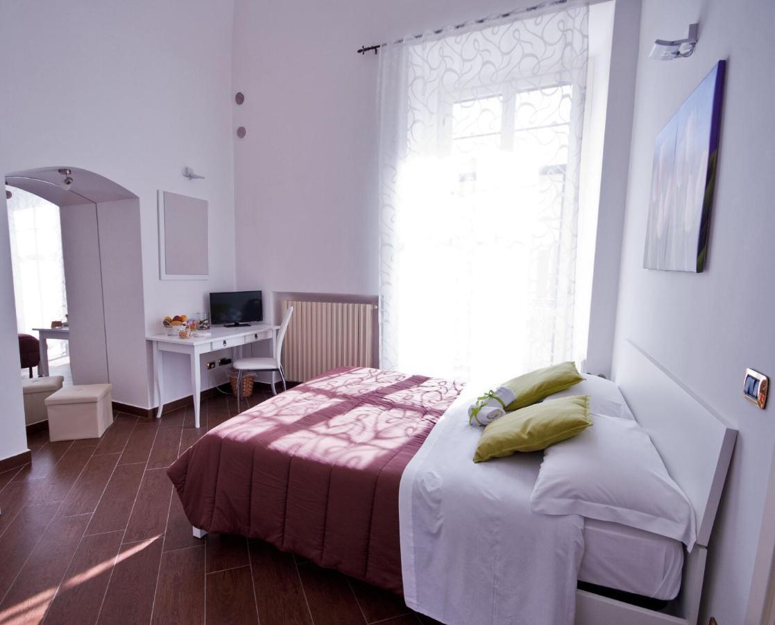 Bed and Breakfast Dimora De Brado Trani Exterior foto