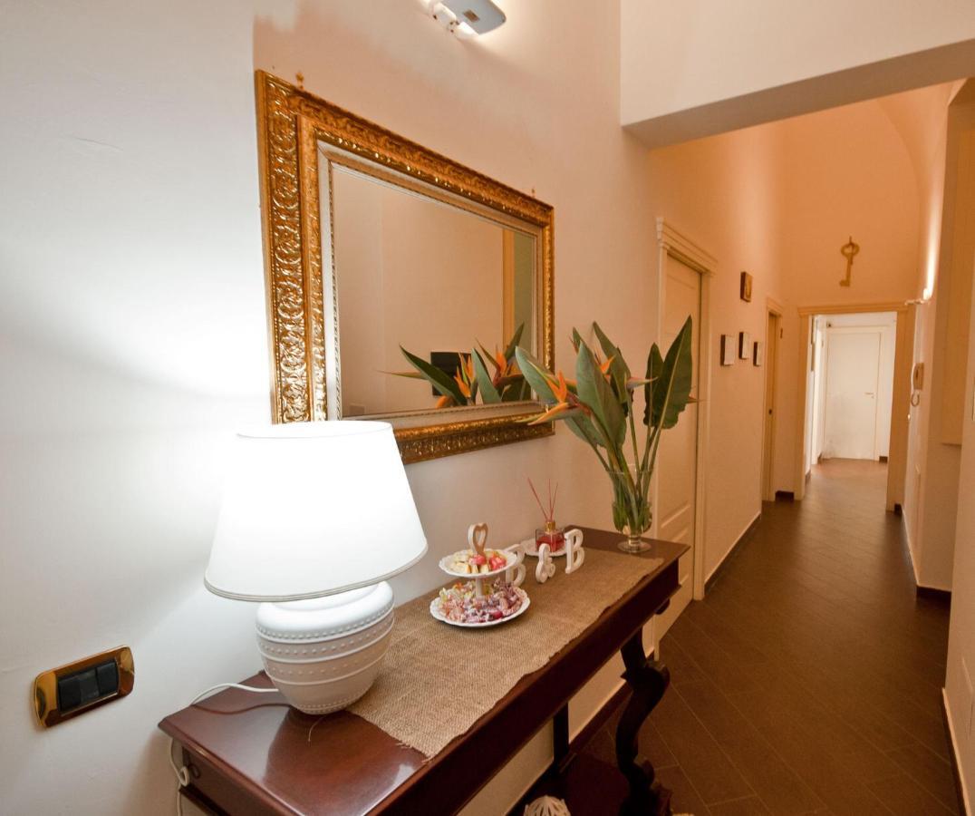 Bed and Breakfast Dimora De Brado Trani Exterior foto