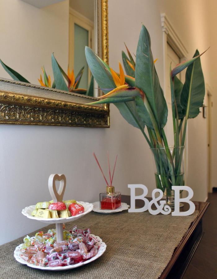 Bed and Breakfast Dimora De Brado Trani Exterior foto